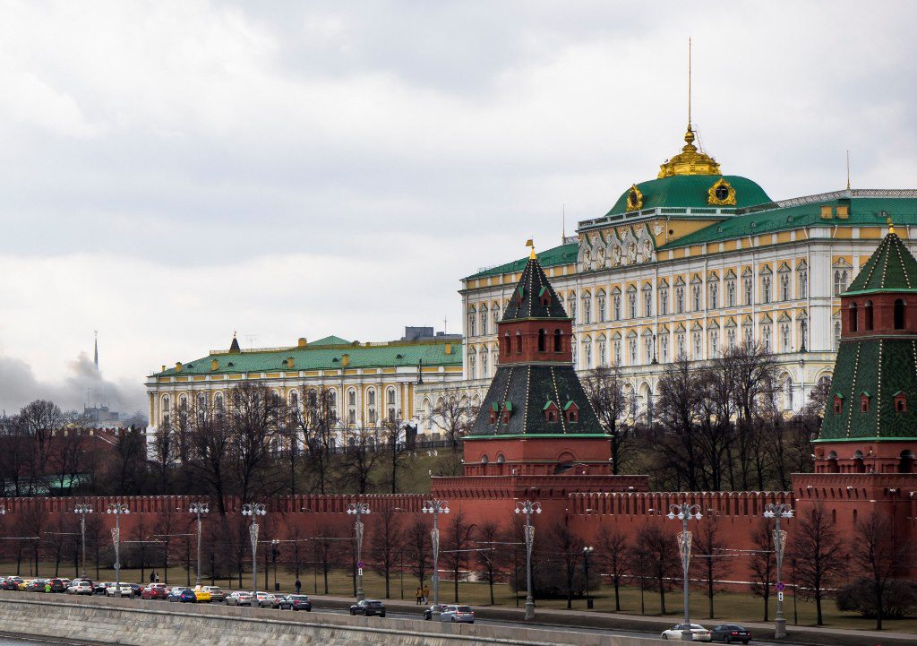 Η Ρωσία απαγορεύει προσωρινά σε ξένους να πωλούν ρωσικά περιουσιακά στοιχεία