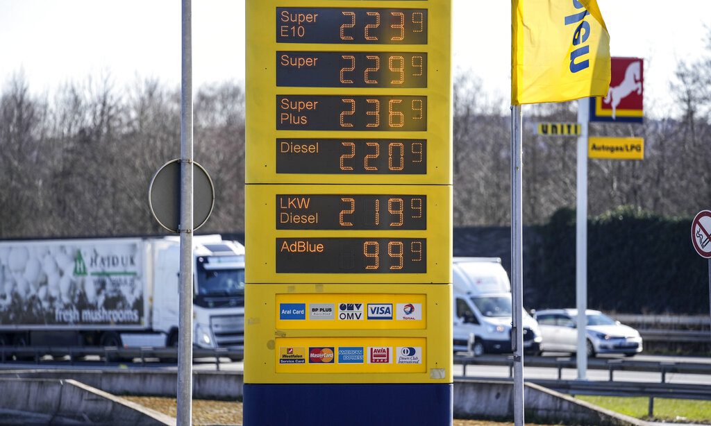 Γερμανία: Κυβερνητικά μέτρα για να πέσει η τιμή της βενζίνης κάτω από 2 ευρώ το λίτρο
