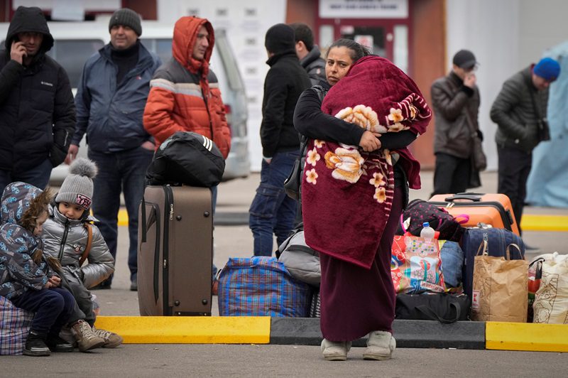Η Γαλλία κατηγορεί τη Βρετανία για «έλλειψη ανθρωπιάς» απέναντι στους Ουκρανούς πρόσφυγες