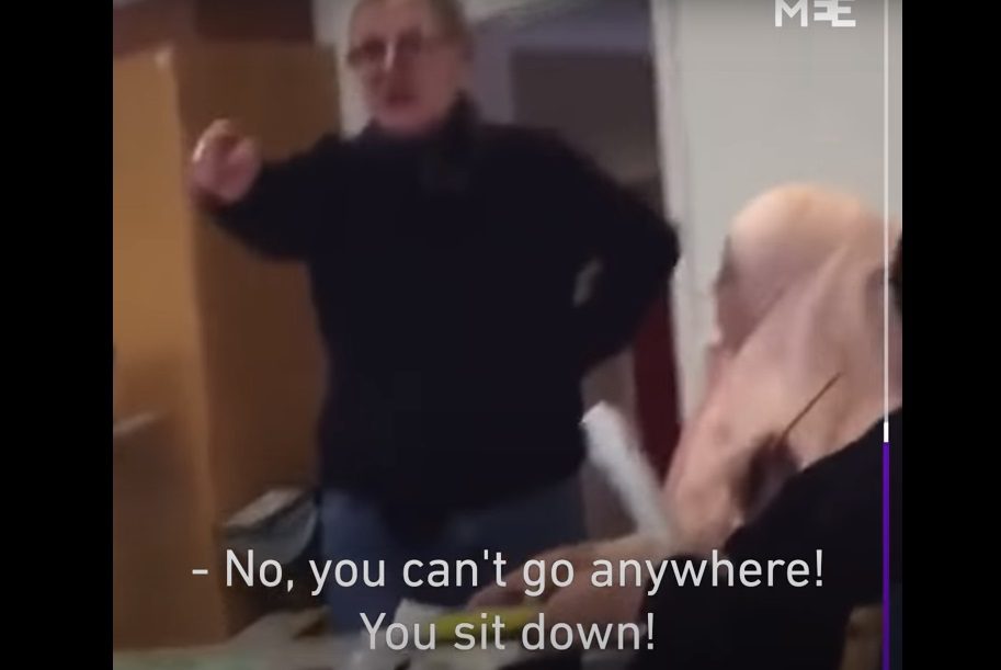 Σουηδία: Δασκάλα κακοποιεί μουσουλμάνα μαθήτρια… «Ξέρεις τι είναι το πέος» (video)