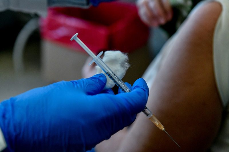 Bασιλακόπουλος: Τέταρτη δόση εμβολίου για όλους – Τι προέβλεψε για το Πάσχα