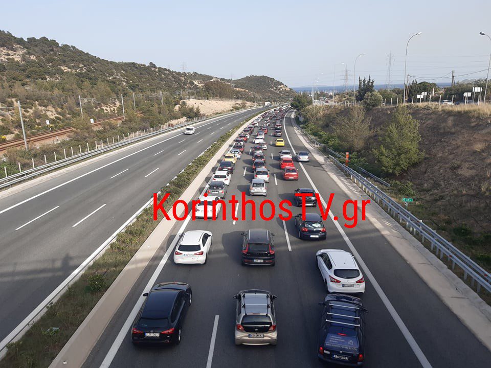 Σοβαρό τροχαίο στην Εθνική Οδό Αθηνών – Κορίνθου στο ύψος της Κινέτας – Ένας εγκλωβισμένος