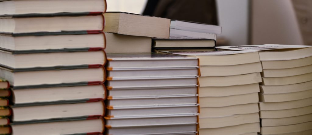 Εκβιαστικό τελεσίγραφο υπουργείου Παιδείας προς τους εκδότες για τα πανεπιστημιακά συγγράμματα – «Δεν παραδίδουμε το ψηφιακό υλικό» απαντούν