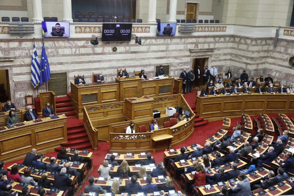 Βουλή: Εγκρίθηκε η αμυντική συμφωνία Ελλάδας και ΗΠΑ