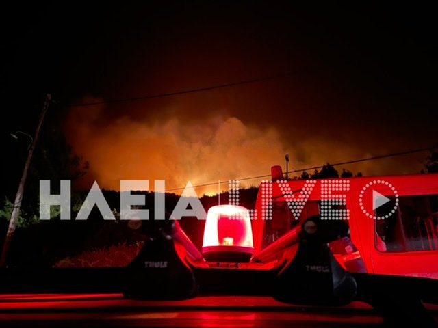Μεγάλη φωτιά στο Λιβαδάκι Ηλείας – Ανεξέλεγκτη η πυρκαγιά – Ενισχύονται οι δυνάμεις (Photos – Video)