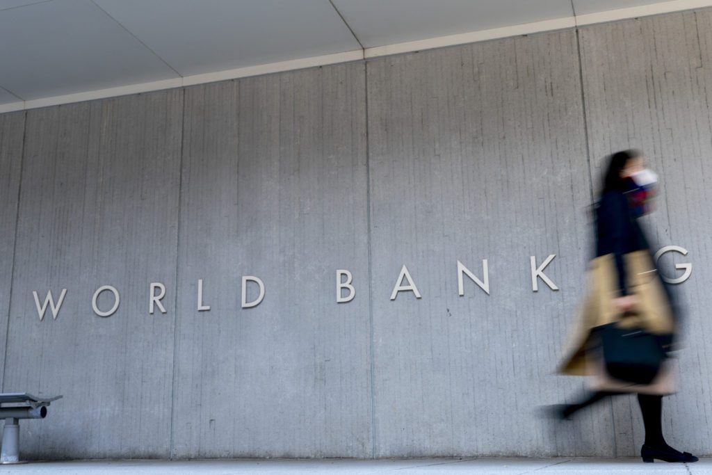 Η Παγκόσμια Τράπεζα ετοιμάζει πακέτο στήριξης 1,5 δισ. δολαρίων για την Ουκρανία
