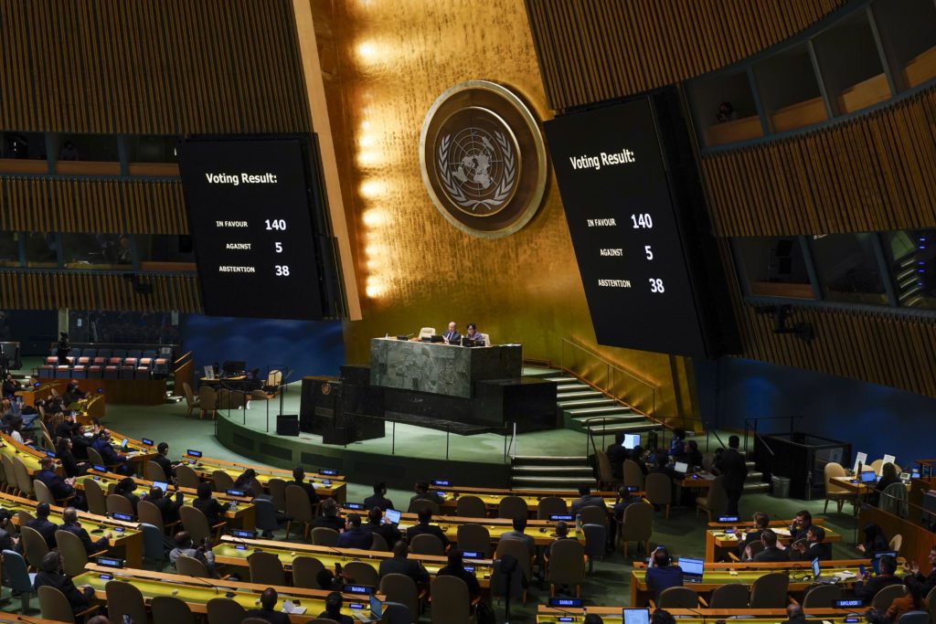 Εκταφή των σορών στην Μπούτσα ζητά ο ΟΗΕ