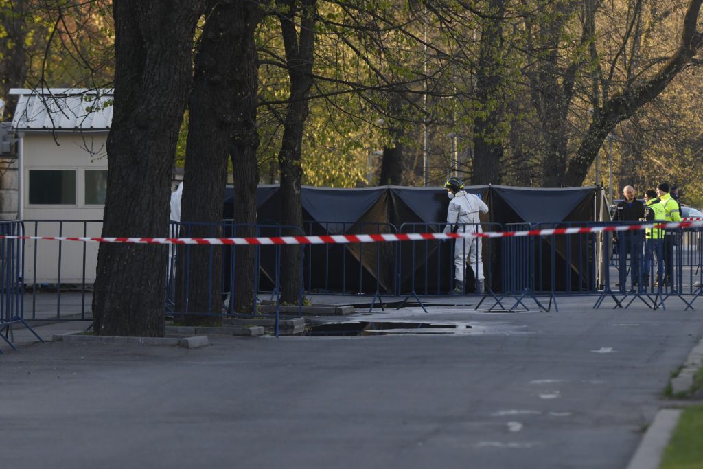 Ρουμανία: Οδηγός σκοτώθηκε όταν έπεσε με το αυτοκίνητό του στην πύλη της ρωσικής πρεσβείας