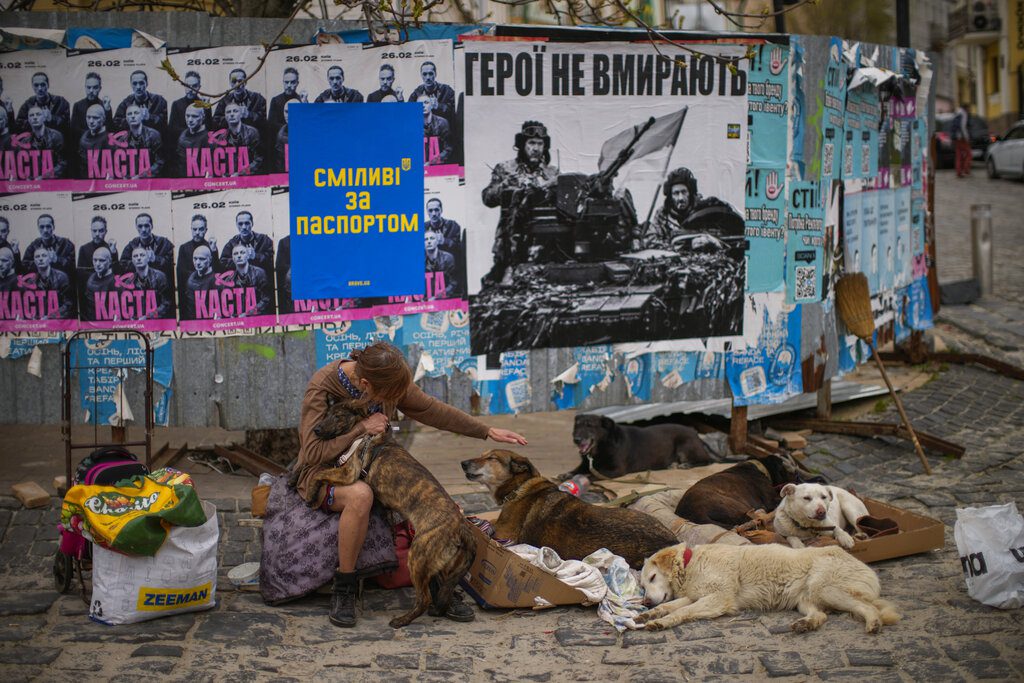 Εφιάλτης δίχως τέλος στην Ουκρανία: Νέες αναφορές για βομβαρδισμούς – Βρετανικές εκτιμήσεις για 15.000 νεκρούς Ρώσους στρατιώτες