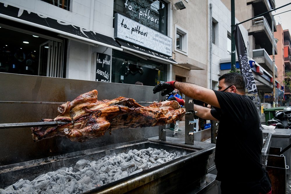 Φάτε με προσοχή Μ. Σάββατο και Κυριακή του Πάσχα αν έχετε νηστέψει