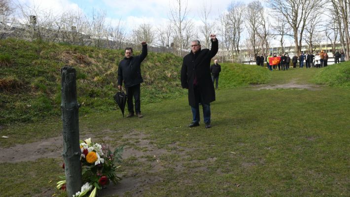 Δανία: Ο Δ. Κουτσούμπας απότισε φόρο τιμής στους πεσόντες αντιστασιακούς του Β΄ΠΠ