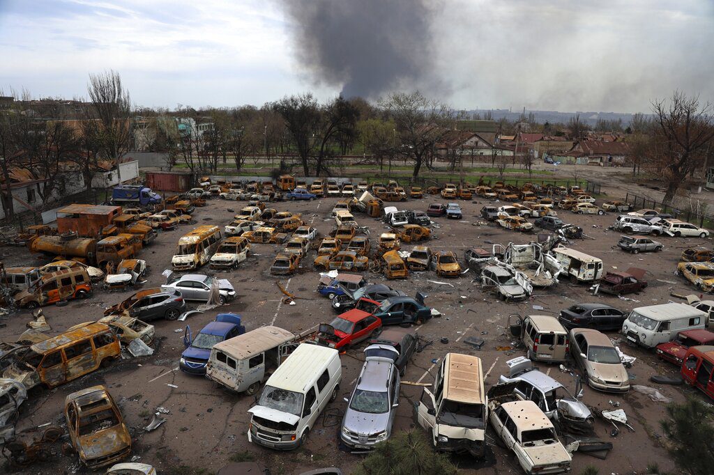Ανατολική Ουκρανία: Ρωσικά αεροπορικά πλήγματα στο Αζοφστάλ, βομβαρδισμοί σε πόλεις του Λουχάνσκ