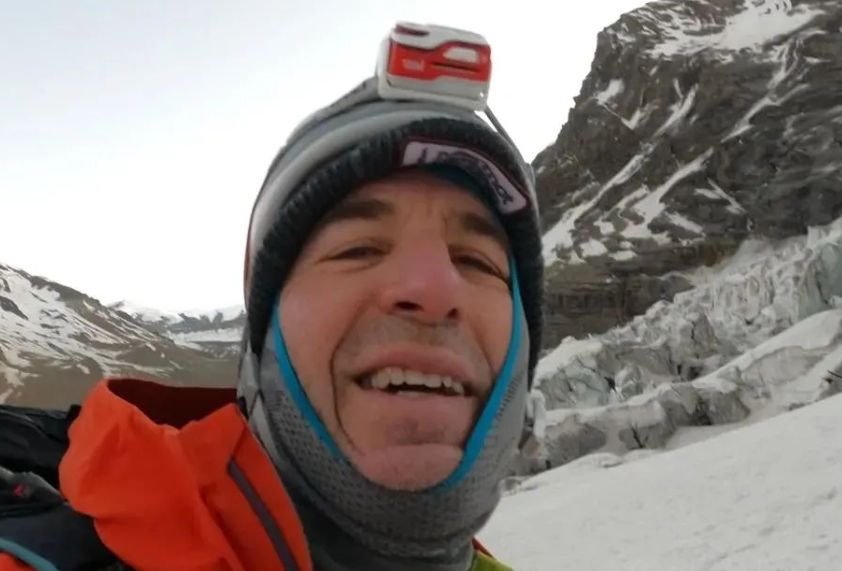 Πέθανε στα Ιμαλάια ο Αντώνης Σύκαρης, κορυφαίος Έλληνας ορειβάτης – «Σας αγαπώ όλους», έλεγε στην τελευταία του ανάρτηση