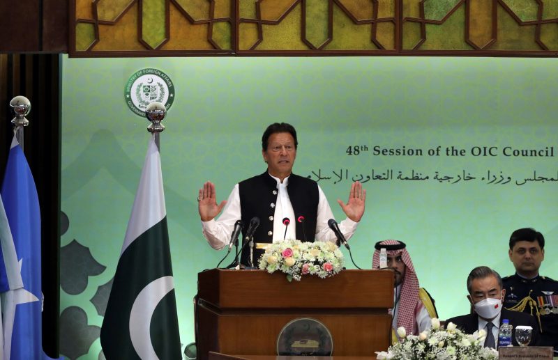 Πακιστάν: Ο πρωθυπουργός ‘Ιμραν Χαν ανατράπηκε με πρόταση μομφής