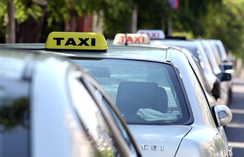 Θεσσαλονίκη: Με δεύτερο…κρυφό ταξίμετρο χρέωνε τους πελάτες οδηγός ταξί