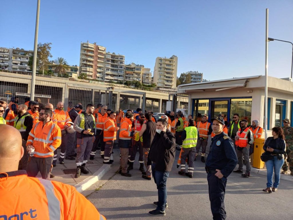 Νίκη των εργαζόμενων και της ΕΝΕΔΕΠ η υπογραφή ΣΣΕ στο λιμάνι