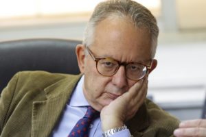 Νίκος Αλιβιζάτος στο Documento: «Προτείνω αλλαγή του εκλογικού νόμου»