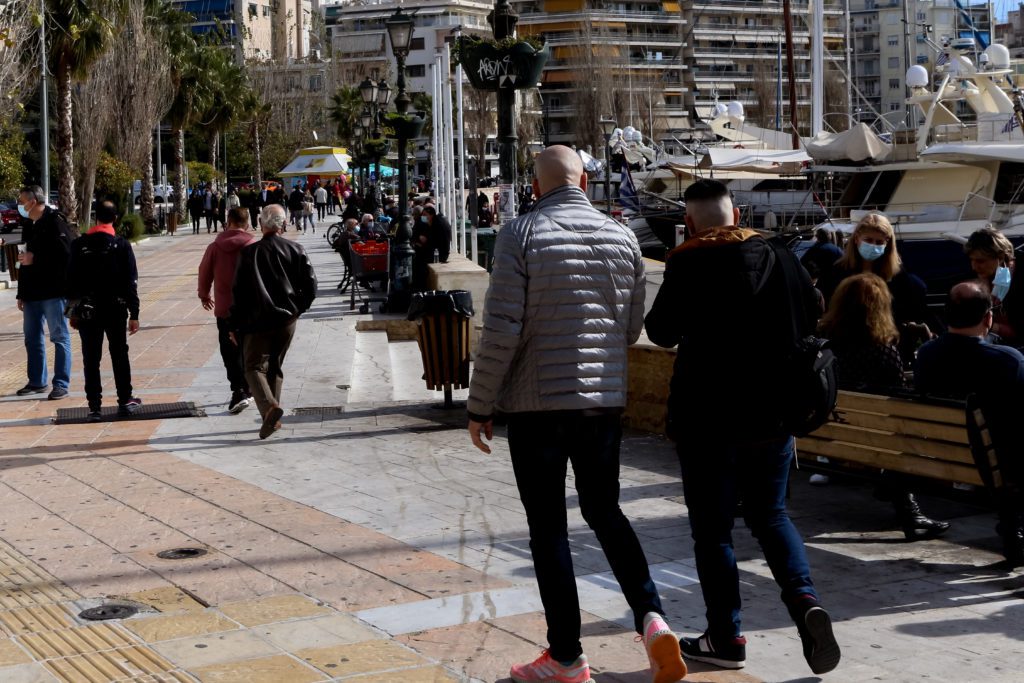 Ενώ η κυβέρνηση Μητσοτάκη «άνοιξε» τη χώρα: 4.176 κρούσματα κορονοϊού, 39 νεκροί, 240 διασωληνωμένοι