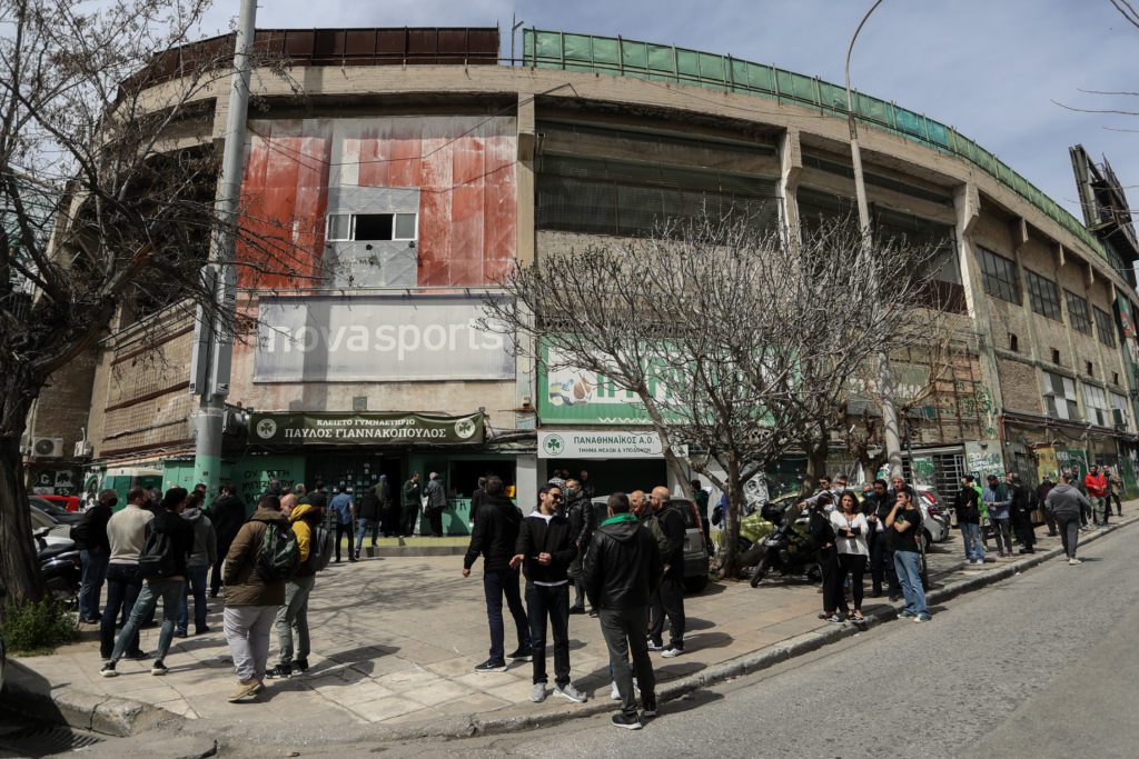 «Μπλόκο» στον Βοτανικό: Κατέθεσαν αγωγή 59 μέλη του Παναθηναϊκού