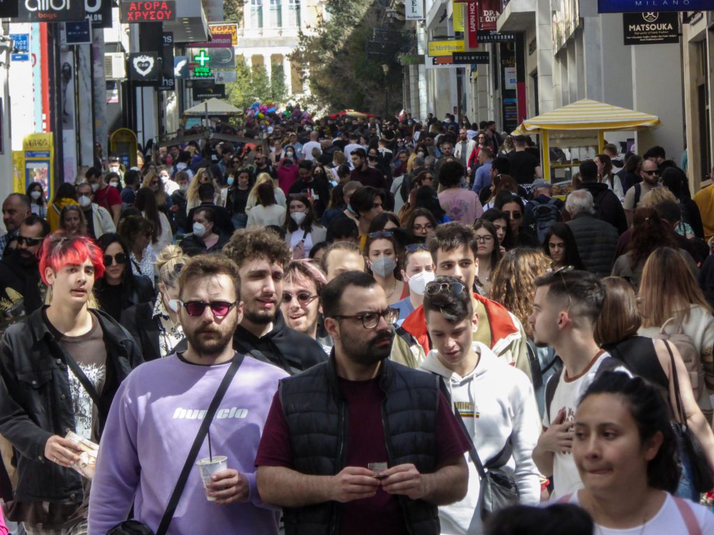 Αυξημένος ο δείκτης θετικότητας παρά τα χαμηλά κρούσματα: 24 νεκροί, 185 διασωληνωμένοι και 4.761 νέα κρούσματα