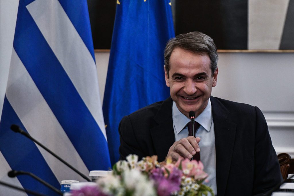 «Πυρά» κατά Μητσοτάκη και από το Jacobin: Η κυβέρνηση της Ελλάδας κατασκοπεύει τους επικριτές της