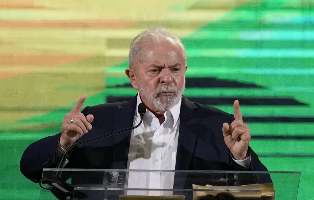 Βραζιλία: Ανοίγει κι άλλο την «ψαλίδα» ο Λούλα στις δημοσκοπήσεις