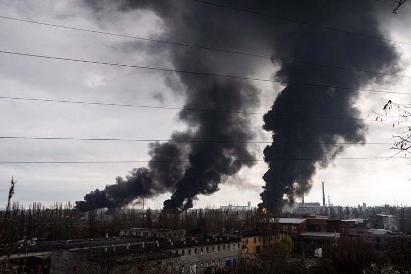 Ουκρανία: Πύραυλοι έπληξαν την Οδησσό
