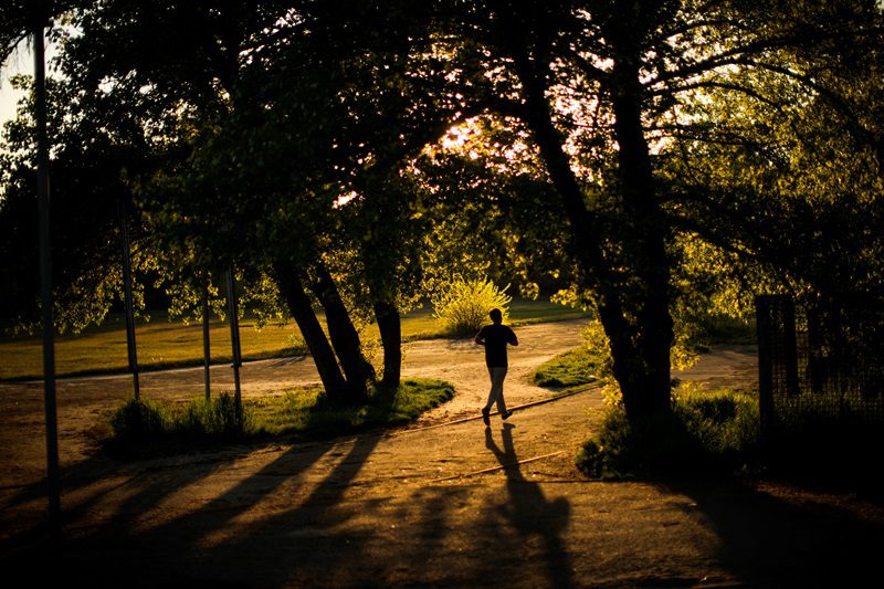 Running Γιατί τρέχουμε; Πέντε παθιασμένοι δρομείς αναλύουν το βασικό τους κίνητρο