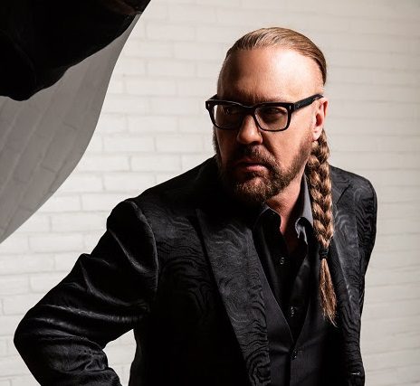 Ο Desmond Child στο Ηρώδειο μαζί με Alice Cooper και Bonnie Tyler