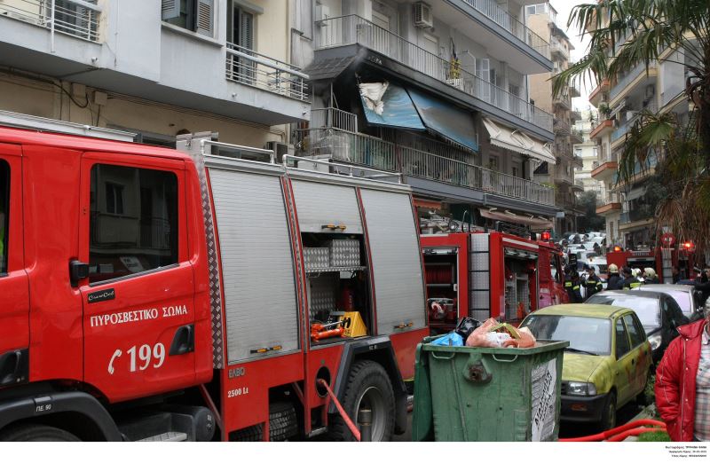 Θεσσαλονίκη: Φωτιά σε εστιατόριο – Τραυματίστηκε ο ιδιοκτήτης του