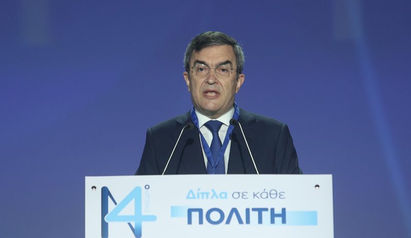 Ο Οικονόμου (της αστυνομίας) έρχεται, ο Κυριάκος φεύγει