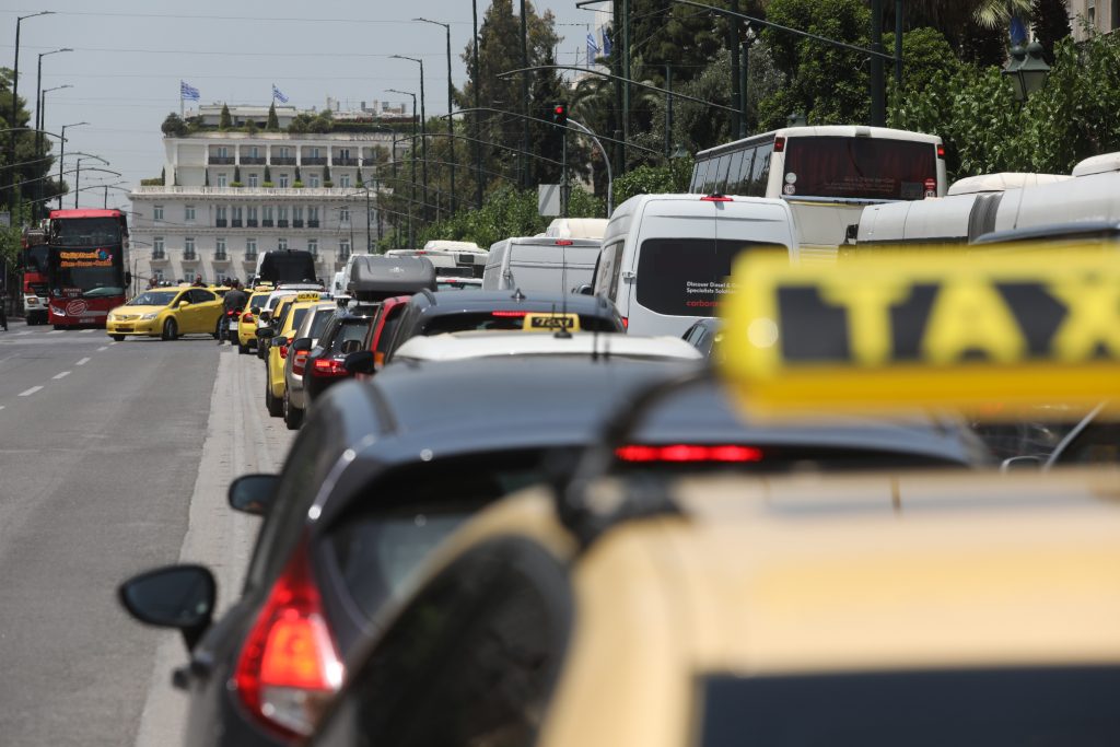 Ταξί: Ανακοινώθηκαν οι αυξήσεις στα κόμιστρα – Ο νέος τιμοκατάλογος