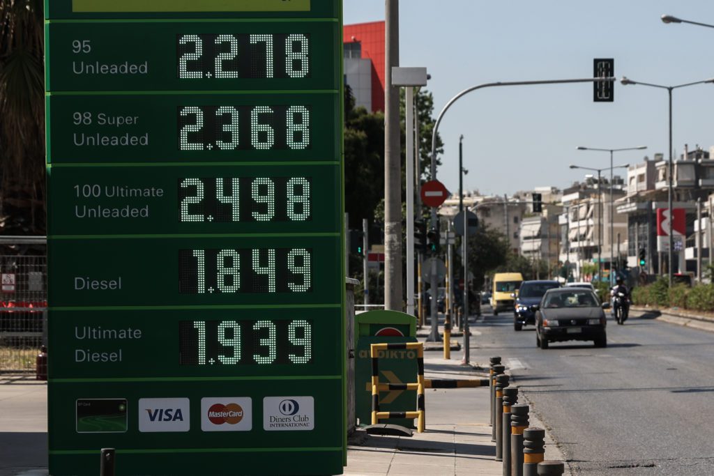 Βενζίνη: Και νέες αυξήσεις στα καύσιμα προαναγγέλλει η πρόεδρος Βενζινοπωλών Αττικής