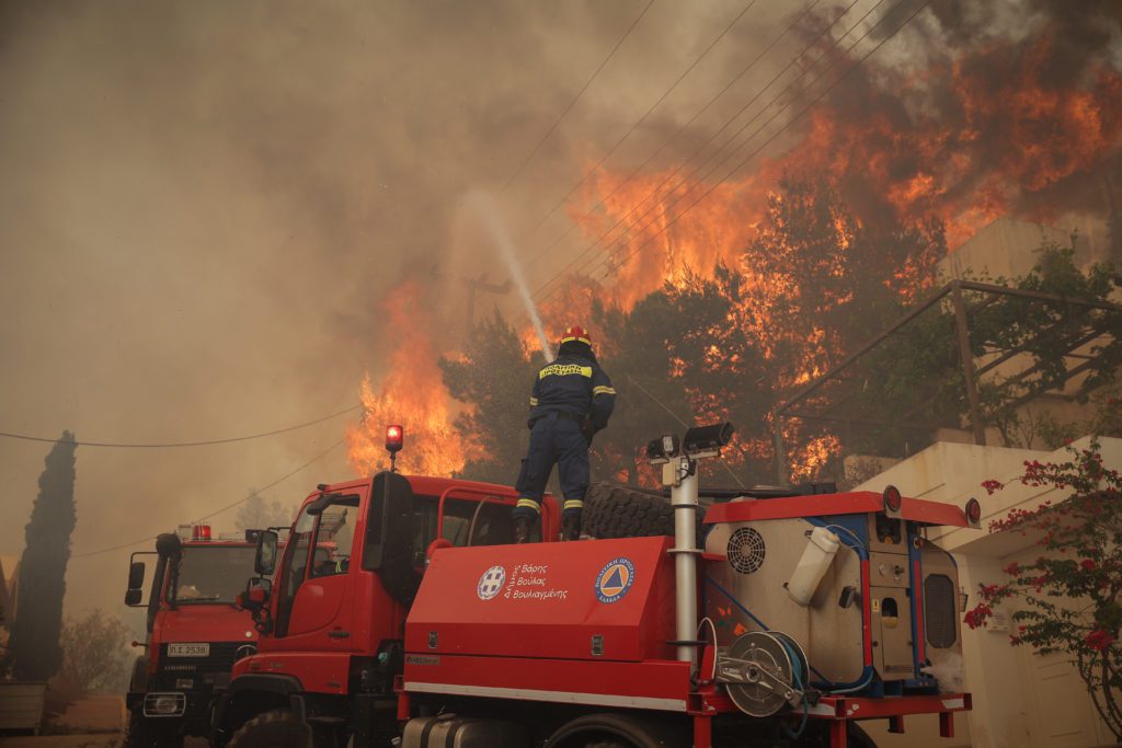 Πάνω από 4.300 στρέμματα έγιναν στάχτη από τη φωτιά στον Υμηττό – Το μέγεθος της καταστροφής από δορυφόρο