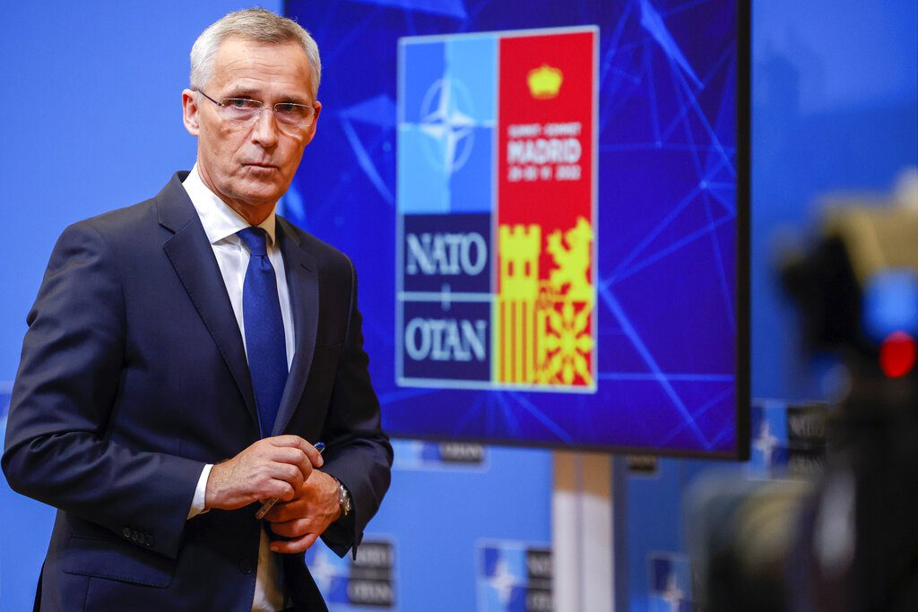 Στόλτενμπεργκ: Το ΝΑΤΟ θα αυξήσει δραματικά τα στρατεύματα υψηλής ετοιμότητας