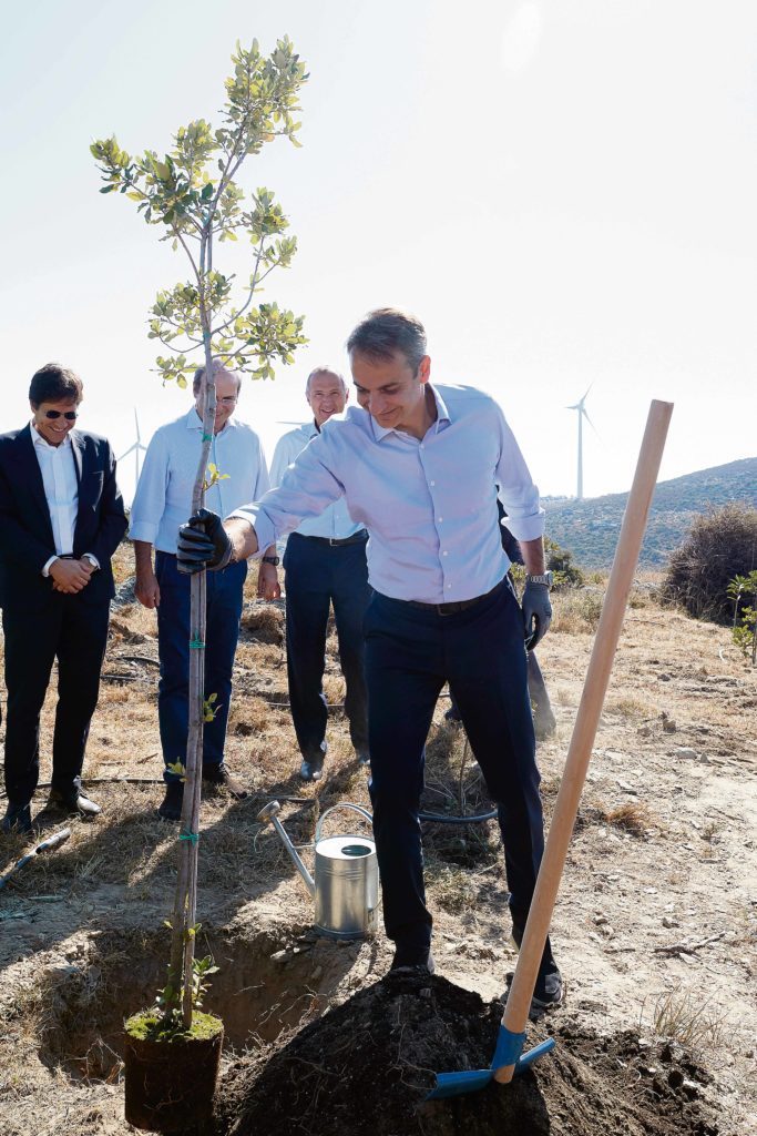 Πρωθυπουργός φραγκοφονιάς, ζήτησε ενίσχυση ως αγρότης