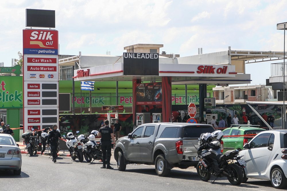 Γέρακας: Μαφιόζικη εκτέλεση ιδιοκτήτη βενζινάδικου στη Λεωφόρο Μαραθώνος