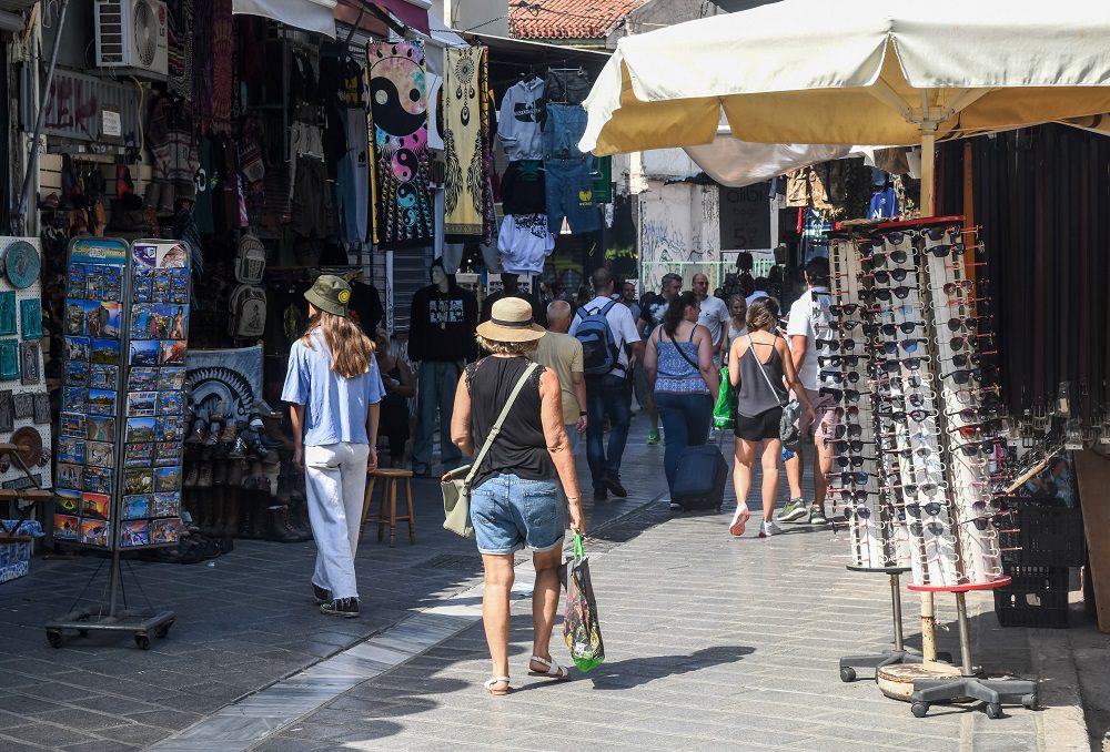 Κορονοϊός: Μονοψήφιος αριθμός θανάτων, κάτω από 4.000 κρούσματα