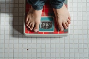 Κοντοί ή ψηλοί: Ποιοι χάνουν πιο εύκολα βάρος;