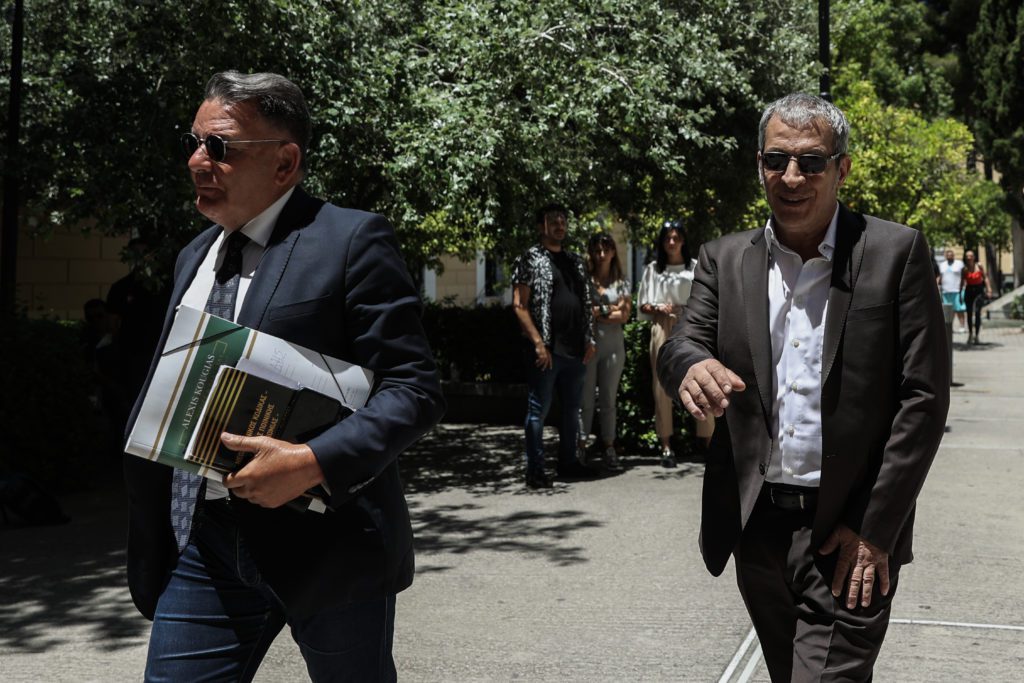 Θέμης Αδαμαντίδης: Στο δικαστήριο μαζί με τον Αλέξη Κούγια μετά τη μήνυση της Βαρβάρας Κίρκη για ξυλοδαρμό