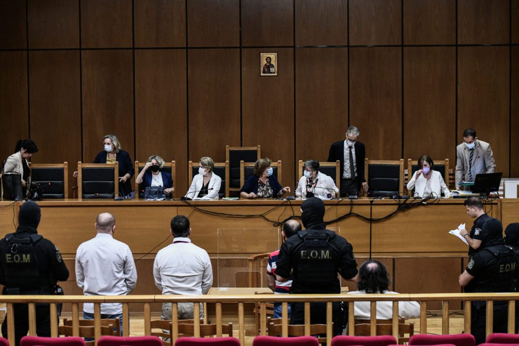 Δίκη Χρυσής Αυγής: Απορρίφθηκε το αίτημα αναβολής του Μιχαλολιάκου – Νέα συνεδρίαση στις 28 Σεπτεμβρίου