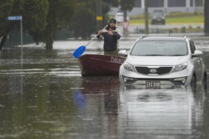 Αυστραλία: Το Σίδνεϊ πλήττεται για τέταρτη ημέρα από σφοδρές βροχοπτώσεις &#8211; Ποτάμια οι δρόμοι