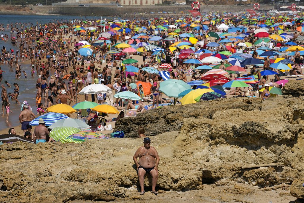 Καύσωνας στην Ευρώπη: Για θερμοκρασίες ρεκόρ ετοιμάζονται Γαλλία και Βρετανία μετά από Πορτογαλία – Ισπανία