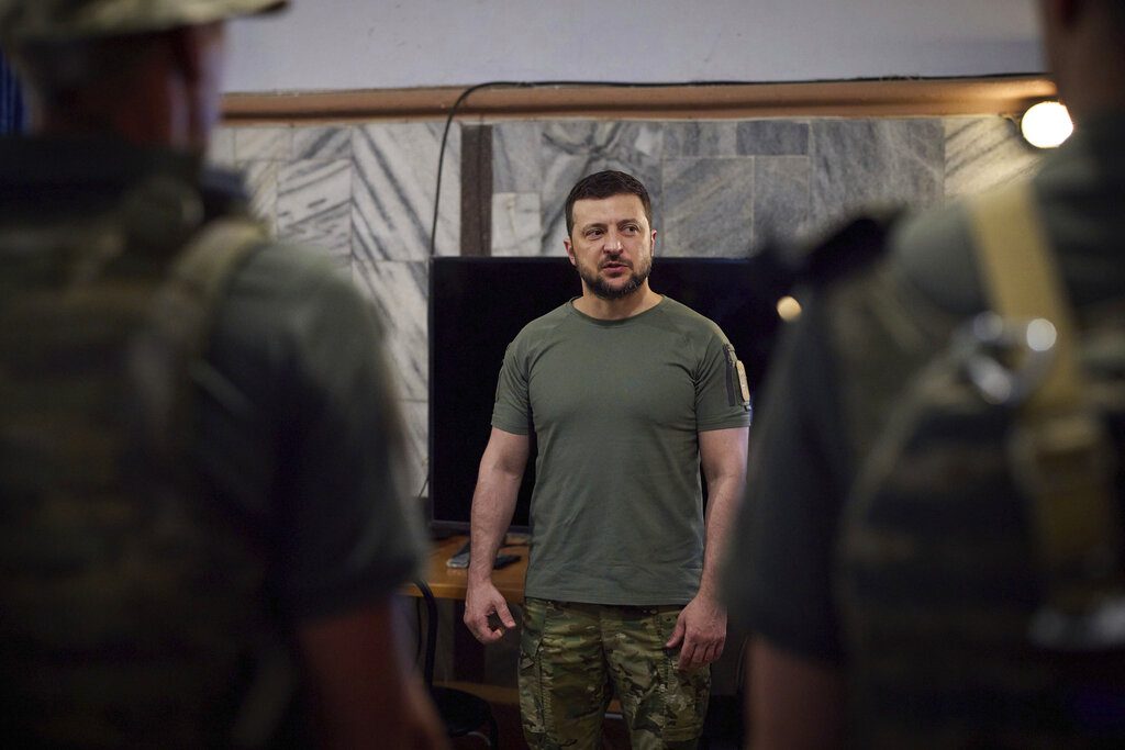 Πόλεμος στην Ουκρανία: Δύο συμπεράσματα από την απόφαση Ζελένσκι να «κόψει» τον επικεφαλής της Κρατικής Ασφάλειας