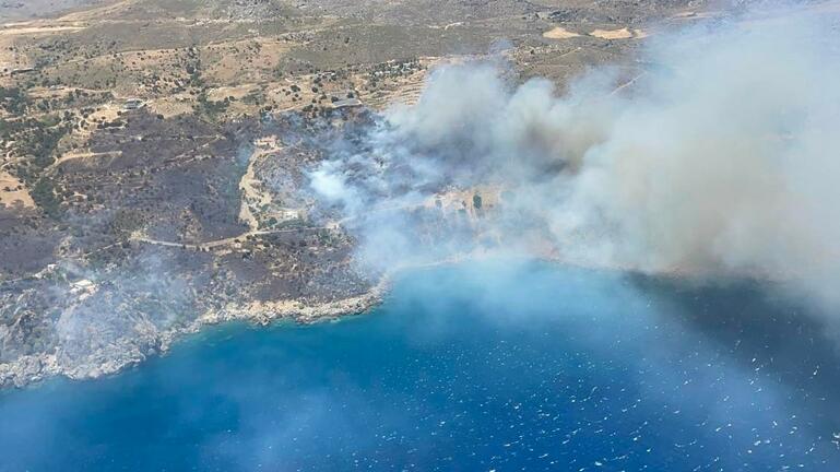 Ρέθυμνο: Καλύτερη η εικόνα από τη φωτιά, οριοθετήθηκε το πύρινο μέτωπο