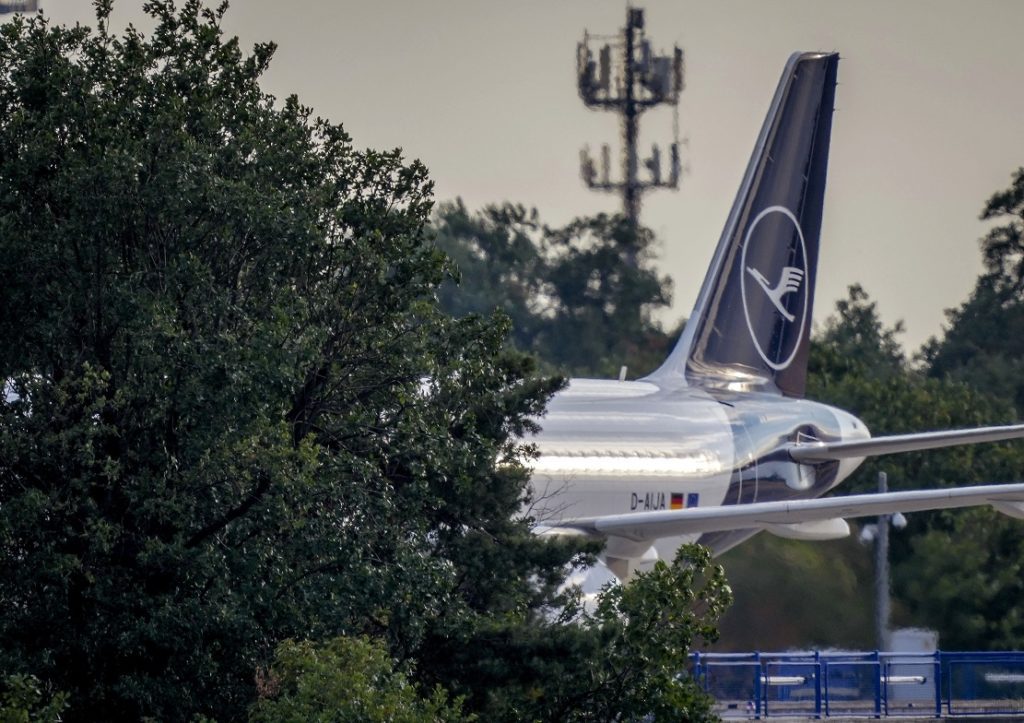 Απεργιακές κινητοποιήσεις στη Lufthansa για αυξήσεις μισθών – Ακυρώθηκαν πάνω από 1.000 πτήσεις