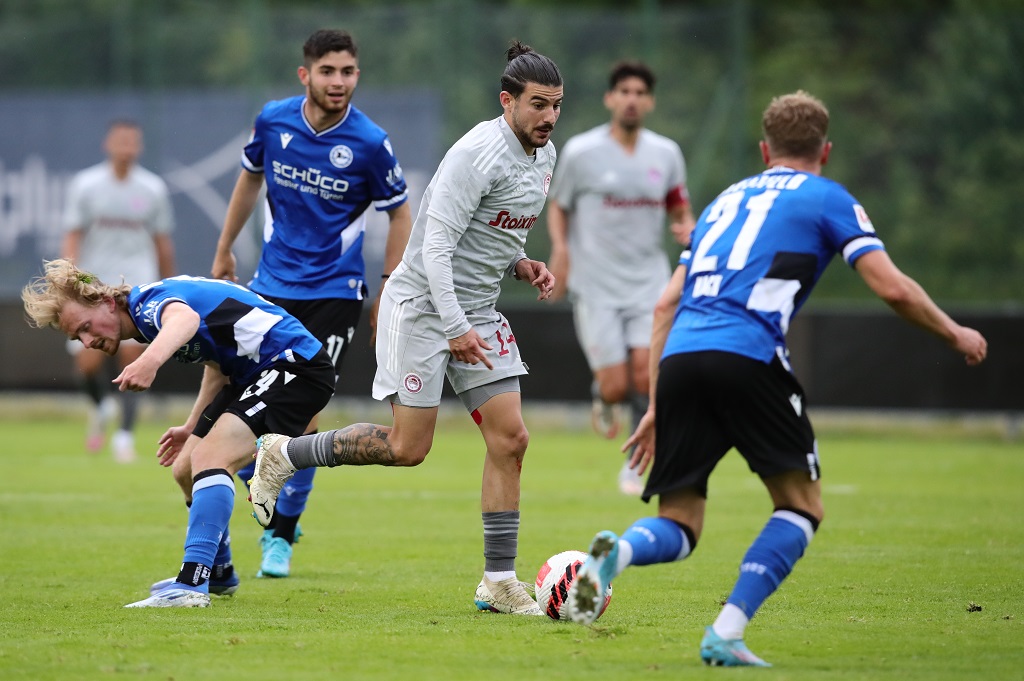 Ολυμπιακός: Πολλά αμυντικά κενά και ήττα 3-1 από την Αρμίνια Μπίλεφελντ