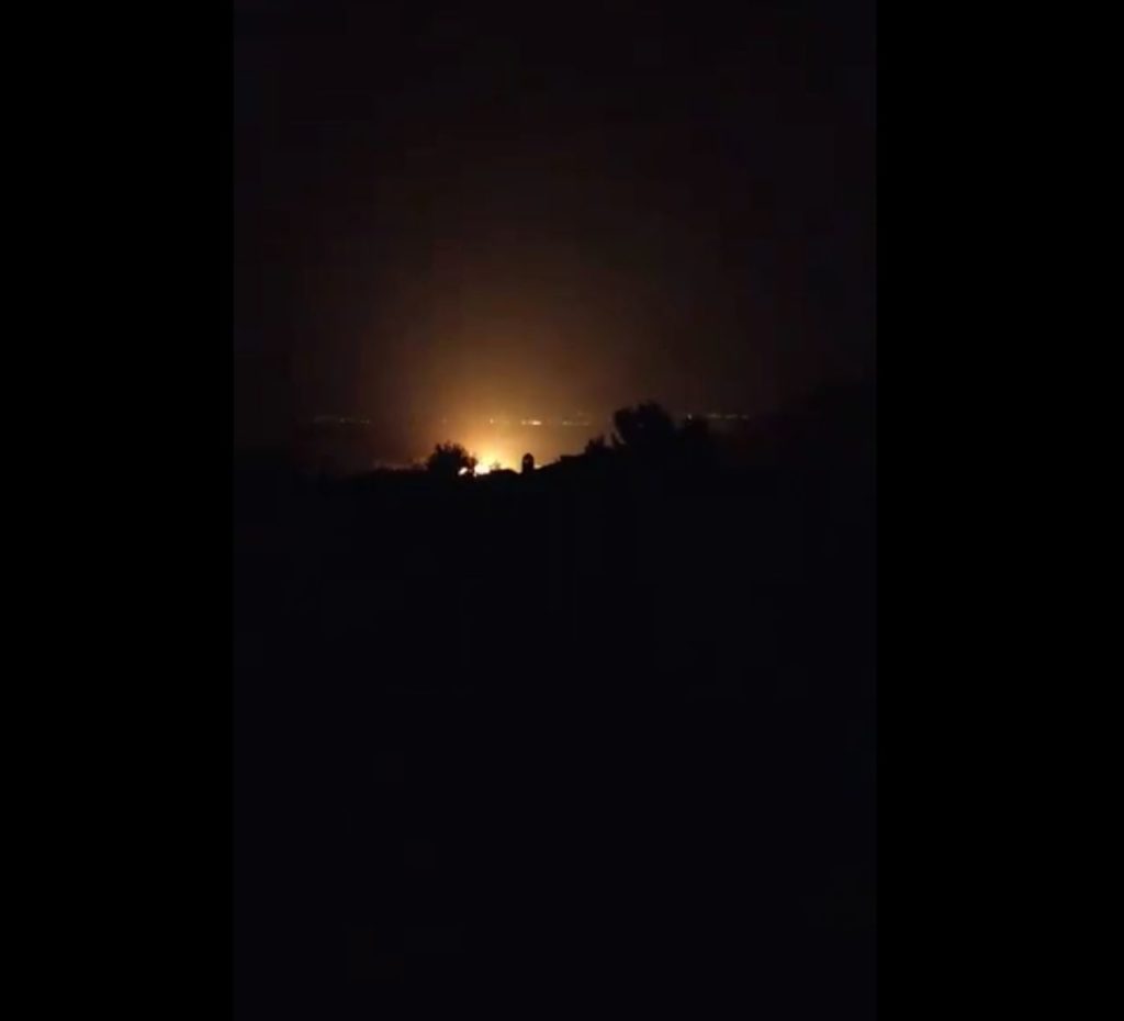 Πτώση φλεγόμενου αεροπλάνου στην Καβάλα (video)