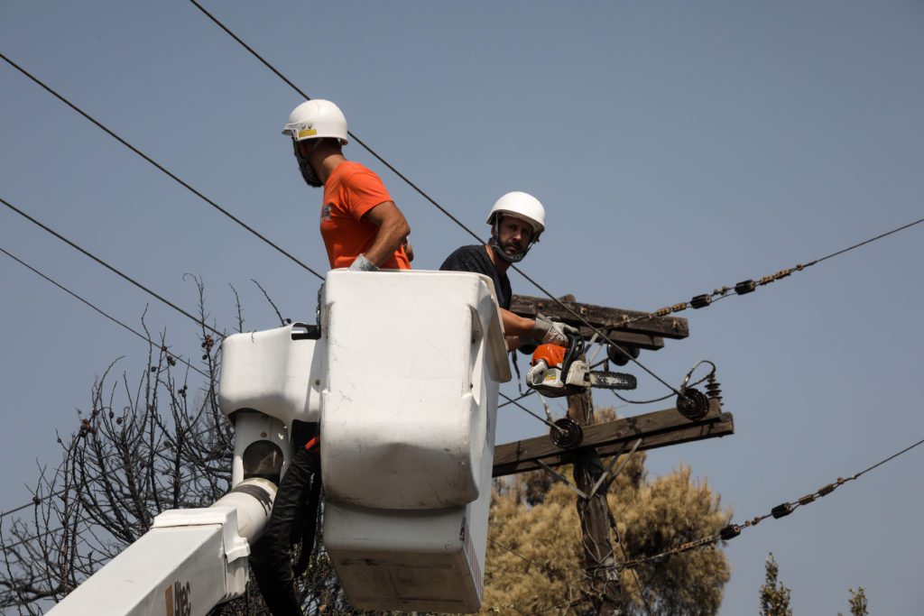 Κακοκαιρία: «Black out» στις Σποράδες λόγω βλάβης σε υποσταθμό