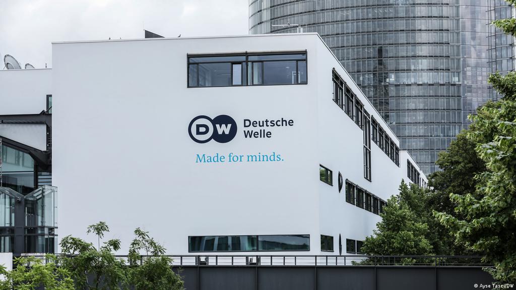 Σκάνδαλο υποκλοπών: Και ανταποκριτής της Deutsche Welle αποκαλύπτει «παρεμβάσεις» από το πρωθυπουργικό περιβάλλον